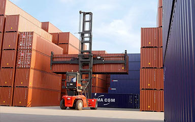 集裝箱海運(yùn) 國(guó)內(nèi)貿(mào)易運(yùn)輸?shù)目煽考~帶